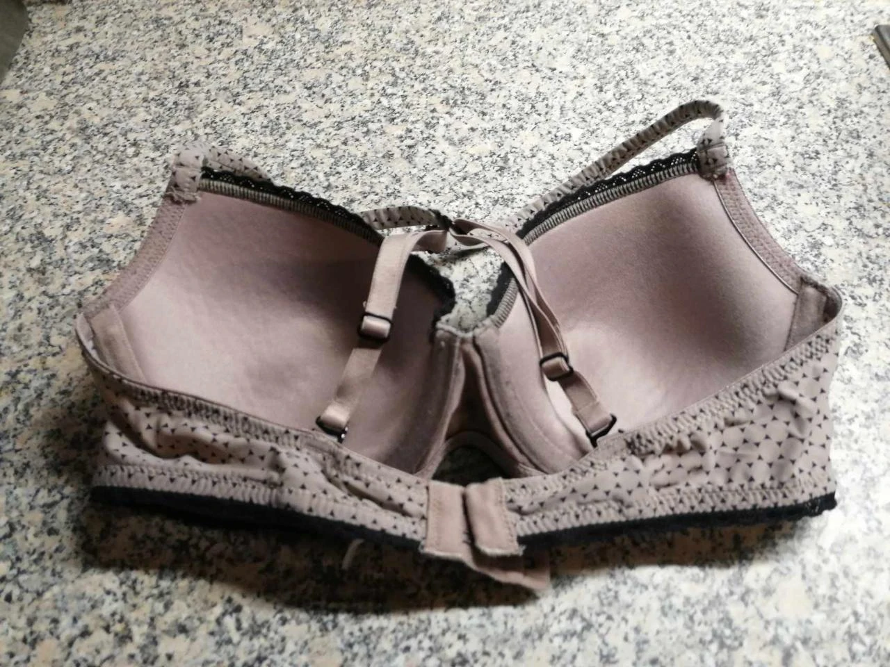 • Sutiã cinza escuro marca esprit – tamanho eu 75 b – photo 2